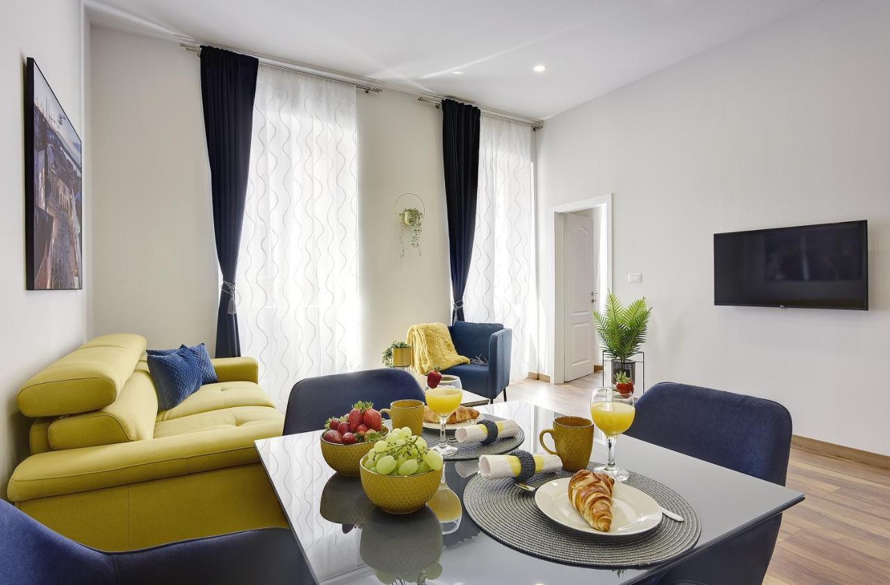 D&A Central Luxury Apartments With Free Parking Pula Exterior photo