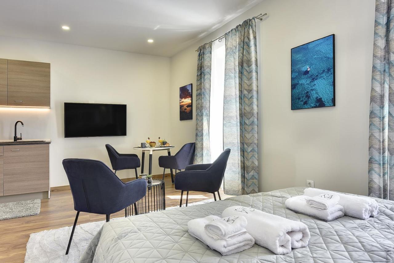 D&A Central Luxury Apartments With Free Parking Pula Exterior photo
