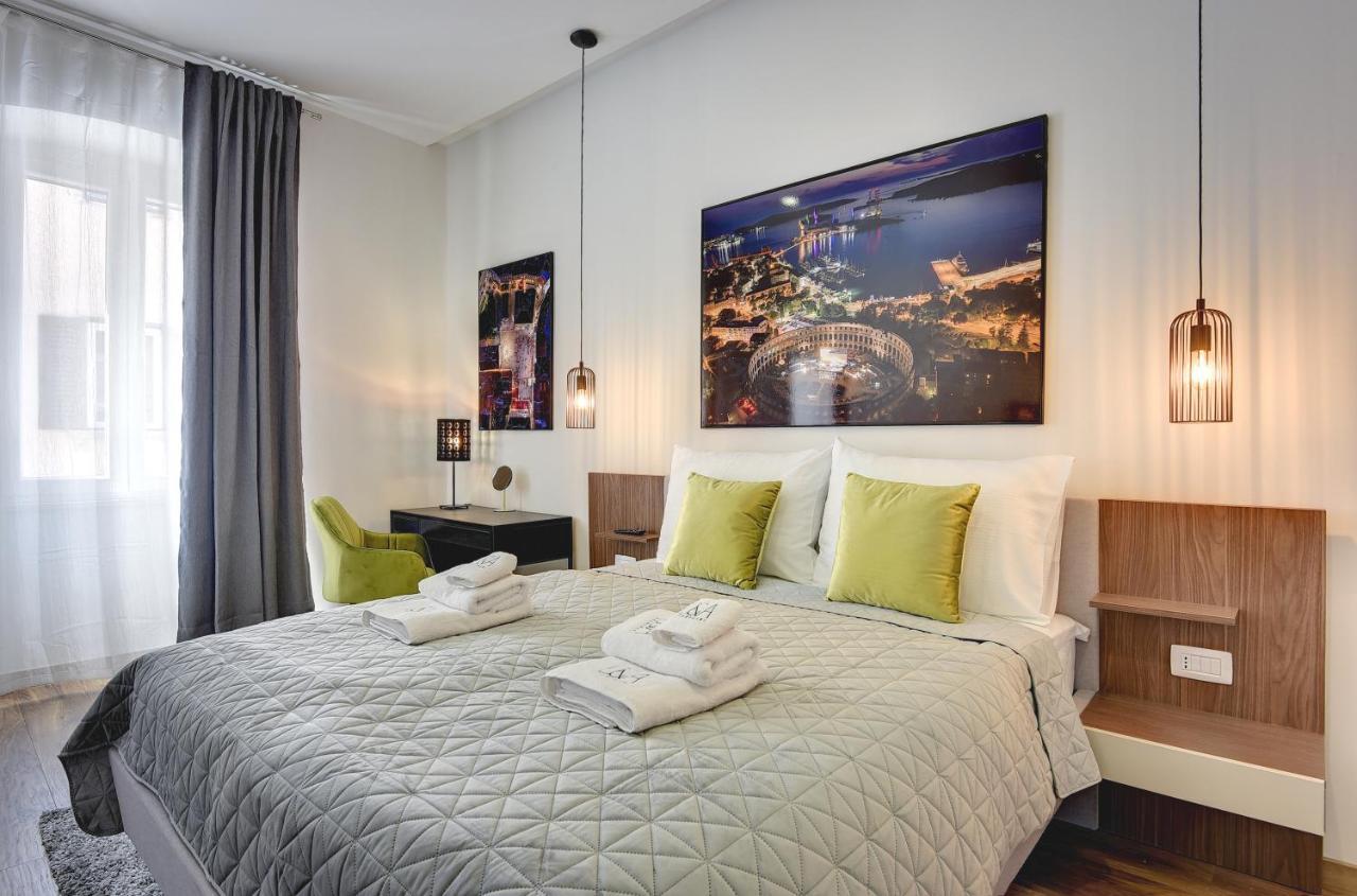 D&A Central Luxury Apartments With Free Parking Pula Exterior photo