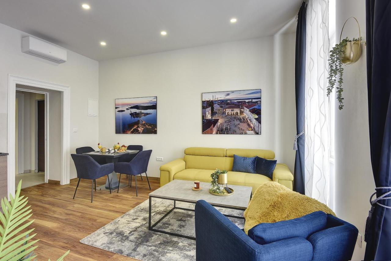 D&A Central Luxury Apartments With Free Parking Pula Exterior photo