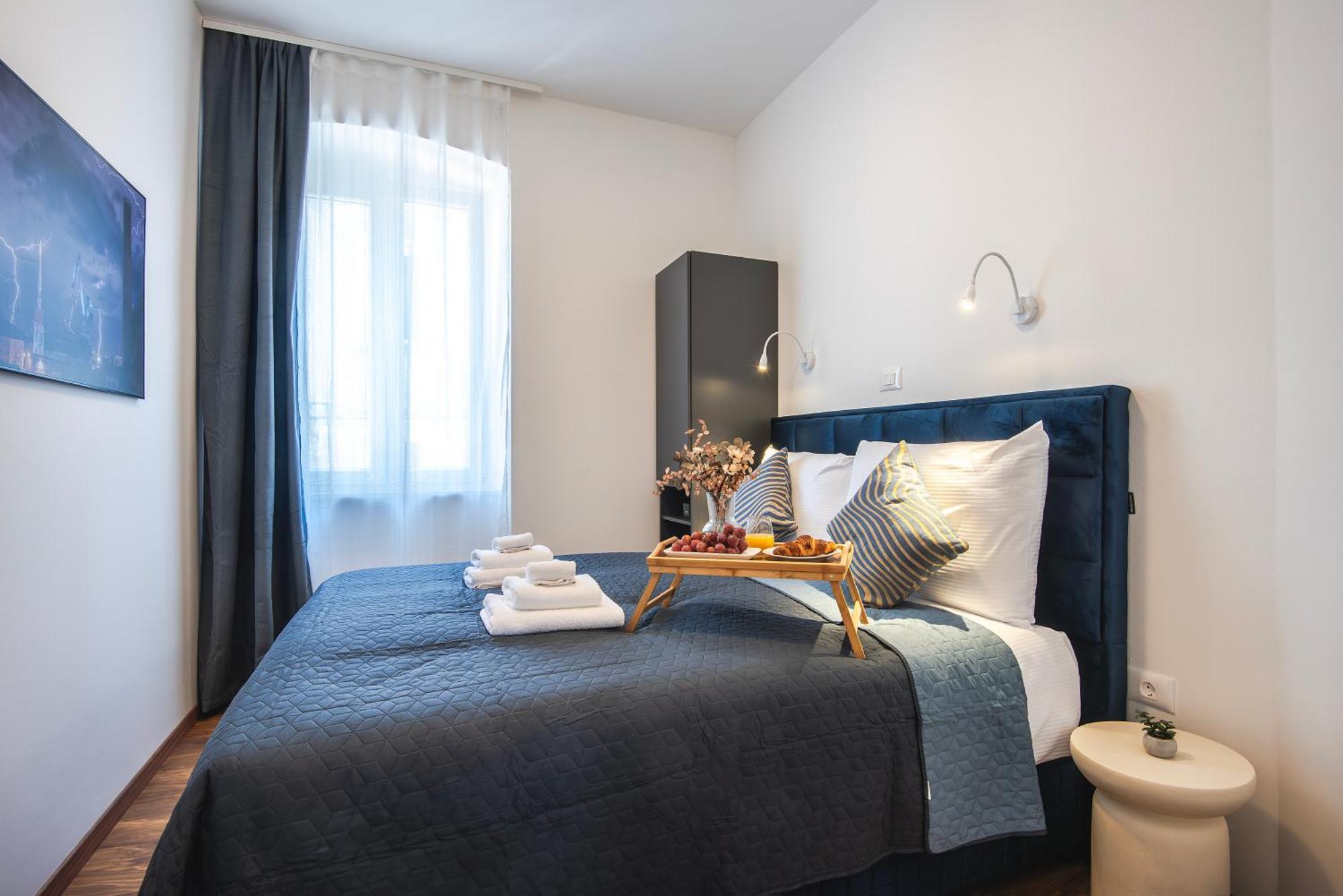 D&A Central Luxury Apartments With Free Parking Pula Exterior photo
